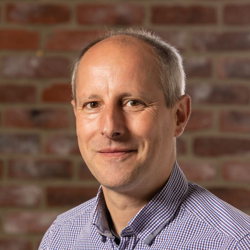 Ian Grieve 800X800